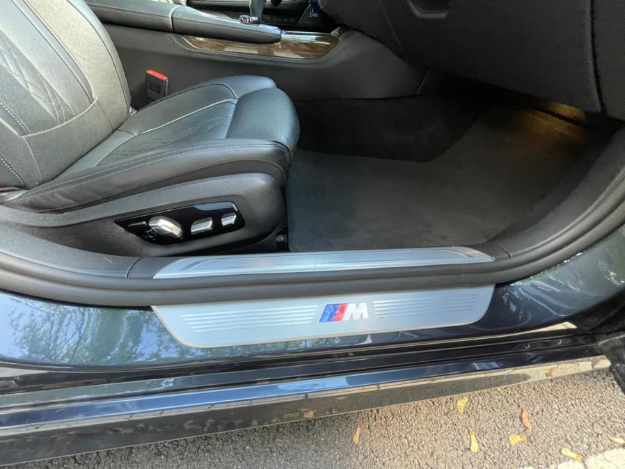 2019 BMW 7-Series 750i xDrive Sedan photo