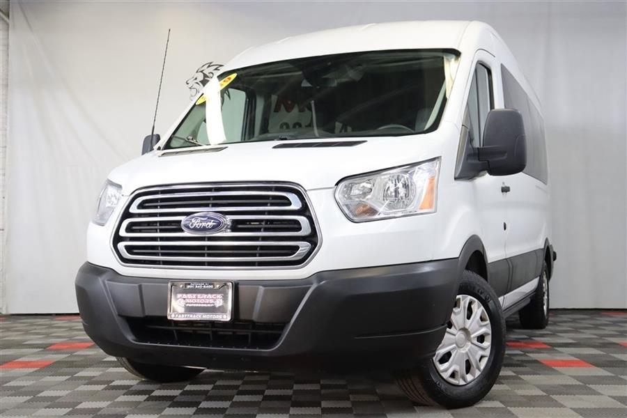 The 2019 Ford TRANSIT T-350 photos