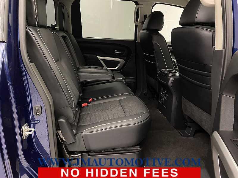 2018 Nissan Titan PRO-4X 4x4 Crew Cab photo