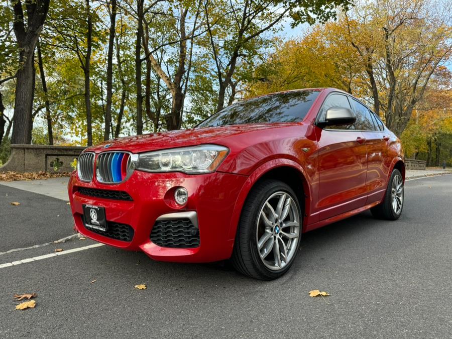 The 2018 BMW X4 M40i Sports Activity Coupe photos