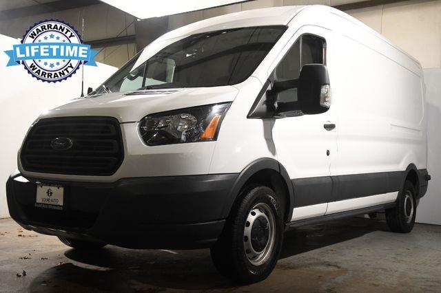 The 2016 Ford TRANSIT 350 photos