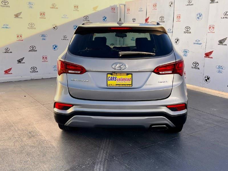 2018 Hyundai Santa Fe Sport 2.4L Auto photo