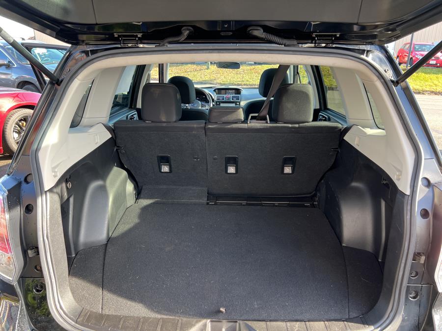 2018 Subaru Forester Premium photo