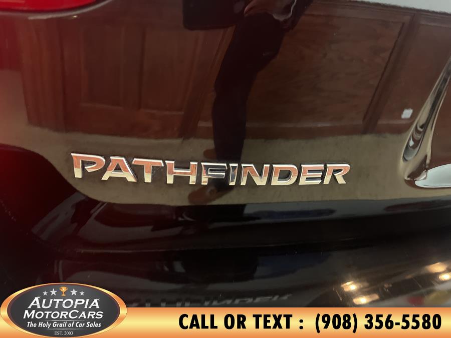 2020 Nissan Pathfinder 4x4 SV photo