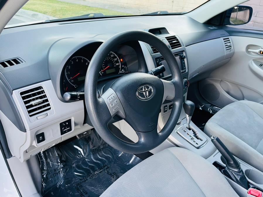 2013 Toyota Corolla L photo
