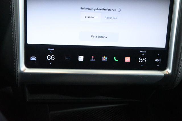2017 Tesla Model S 90D photo