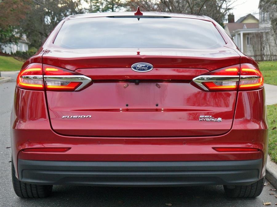 2019 Ford Fusion Hybrid SEL photo