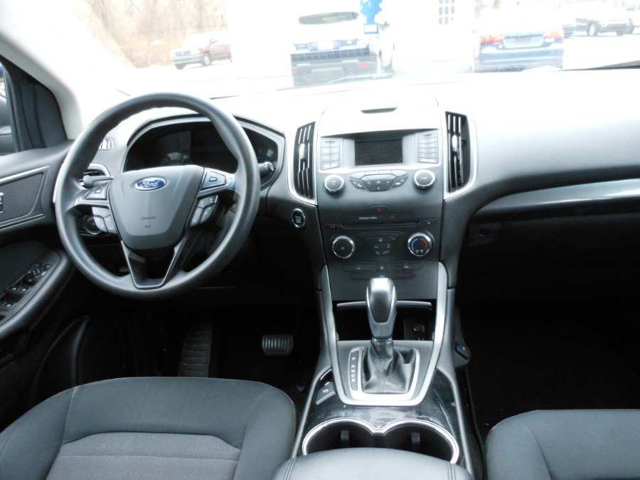 2015 Ford Edge 4dr SE AWD photo