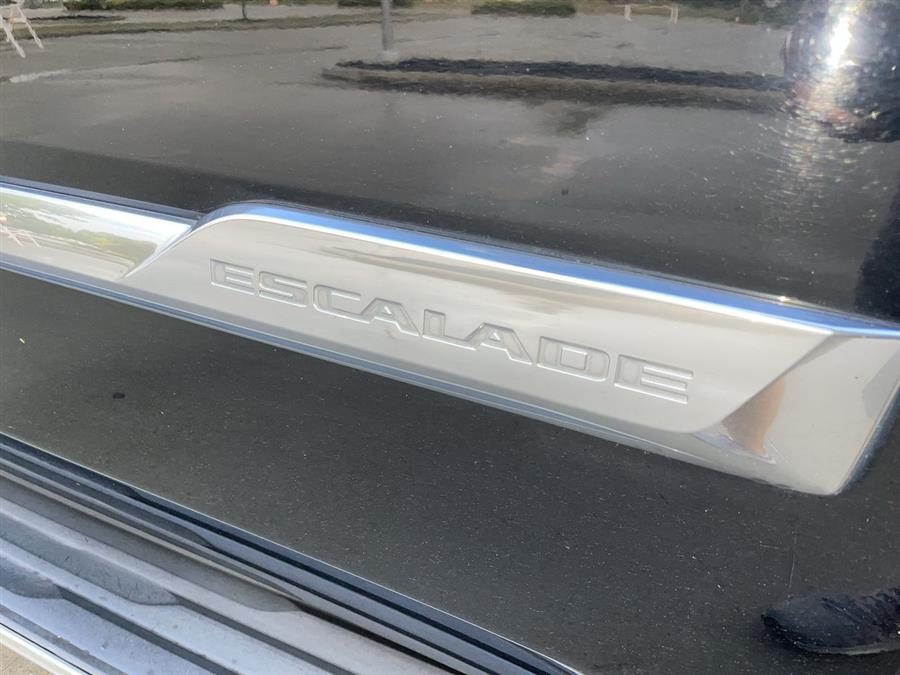2015 Cadillac Escalade ESV Luxury photo