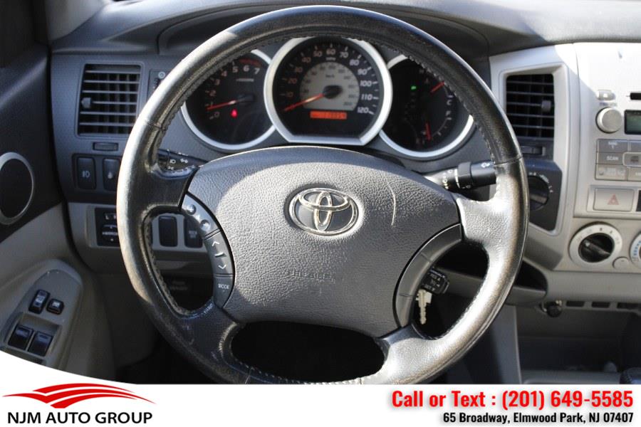 2010 Toyota Tacoma V6 photo