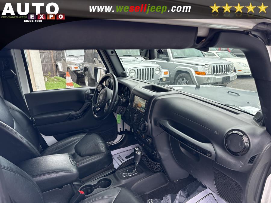 2014 Jeep Wrangler Unlimited Sahara photo