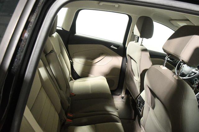 2014 Ford C-Max Hybrid SE photo