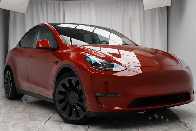 The 2022 Tesla Model Y Performance photos