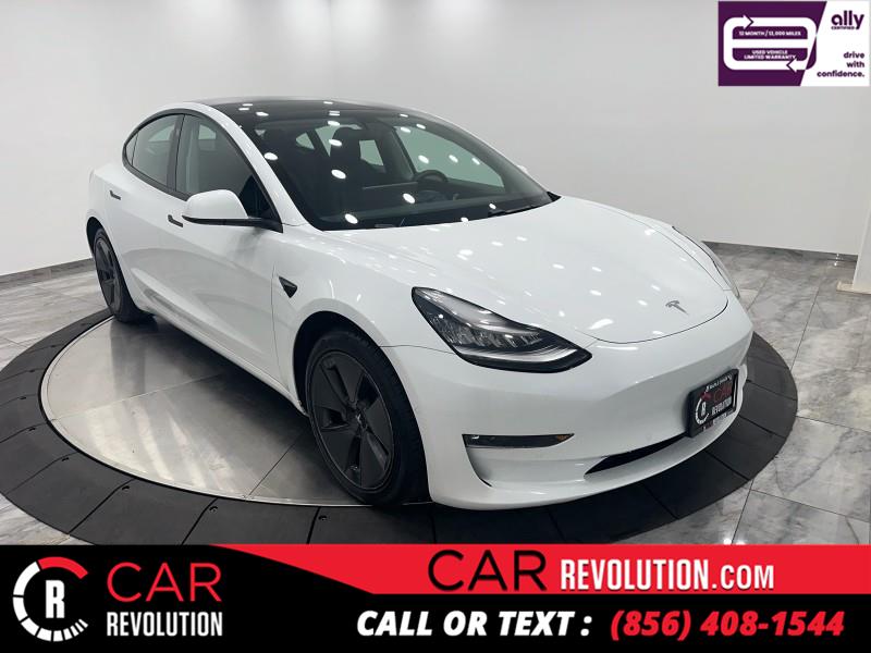 The 2021 Tesla Model 3 Long Range photos