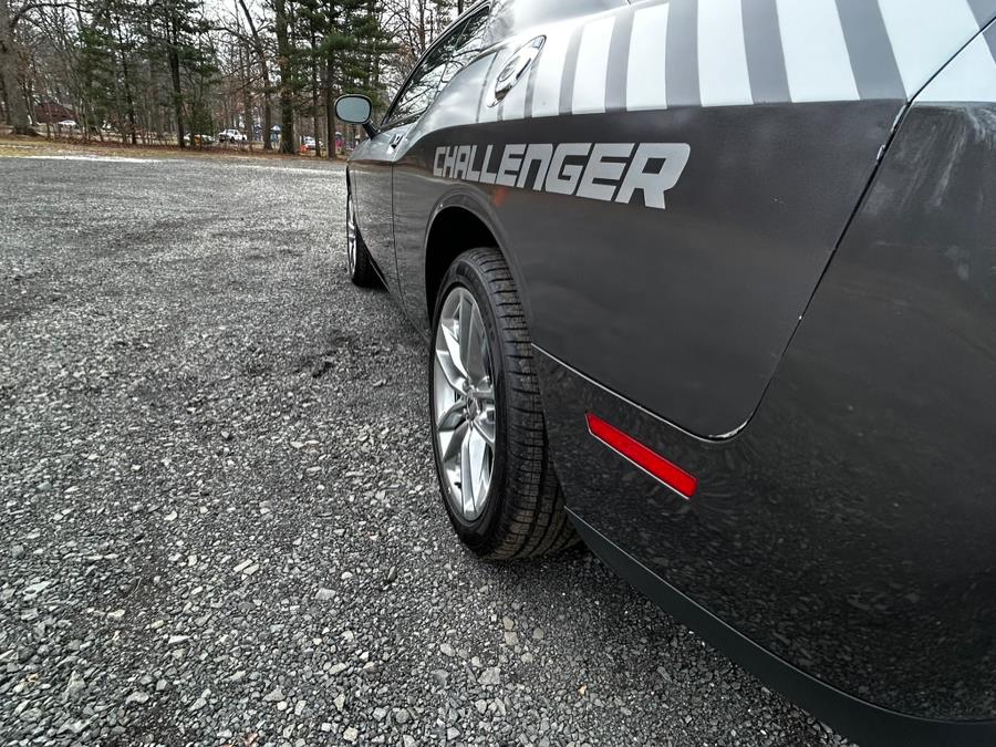 2019 Dodge Challenger SXT AWD photo