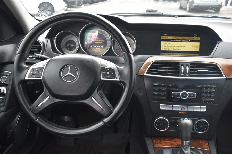 2012 Mercedes-Benz C-Class C300 4MATIC Luxury photo