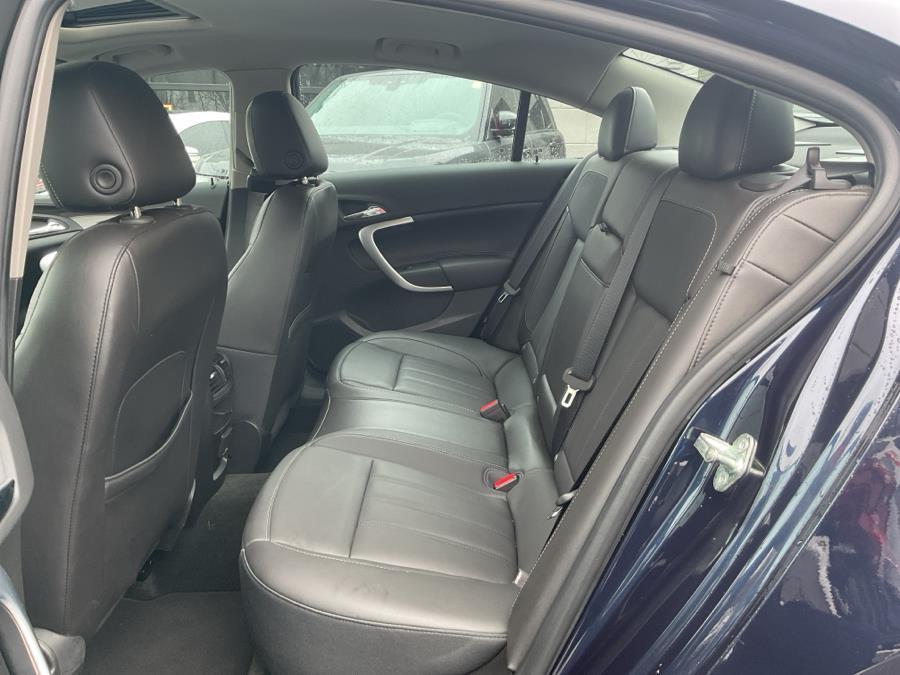 2017 Buick Regal 4dr Sdn Premium II FWD photo