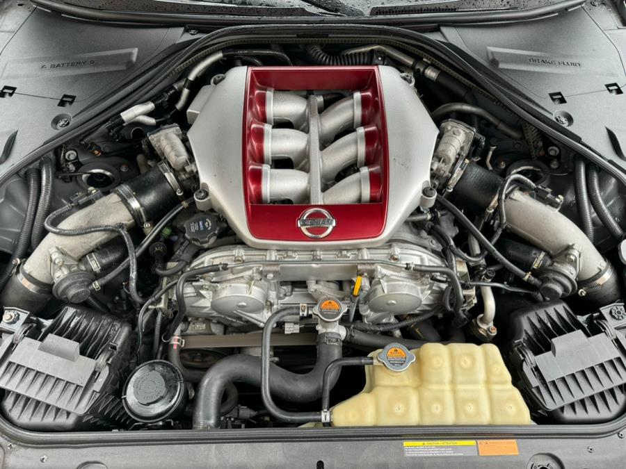 2013 Nissan GT-R Premium photo