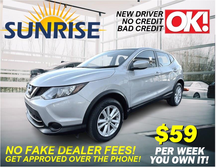 2017 Nissan Rogue Sport SV . 1 OWNER CLEAN CARFAX!!! photo