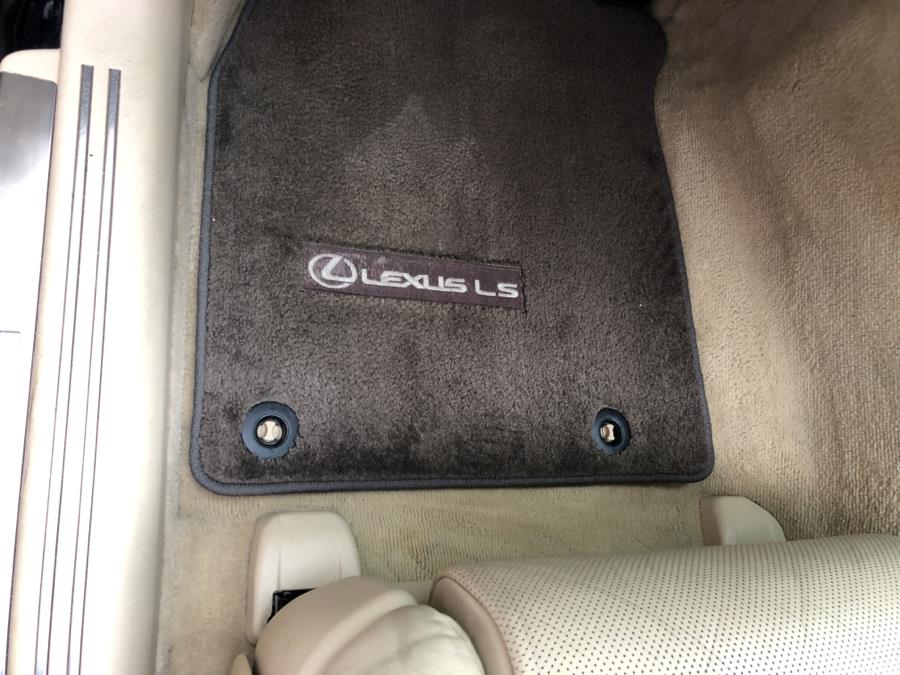 2014 Lexus LS 460 photo