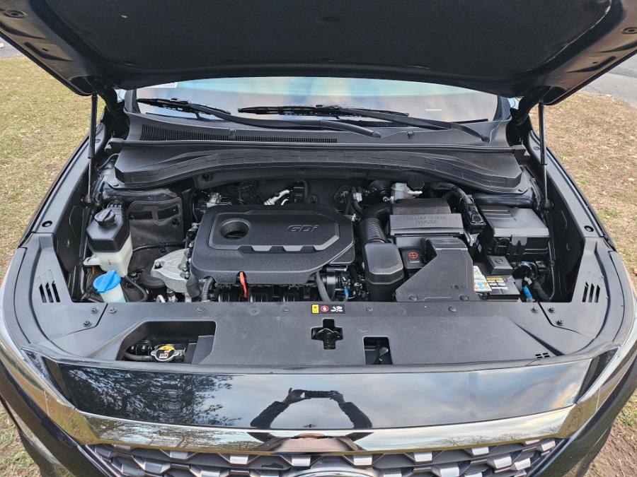 2019 Hyundai Santa Fe SEL 2.4L Auto AWD photo