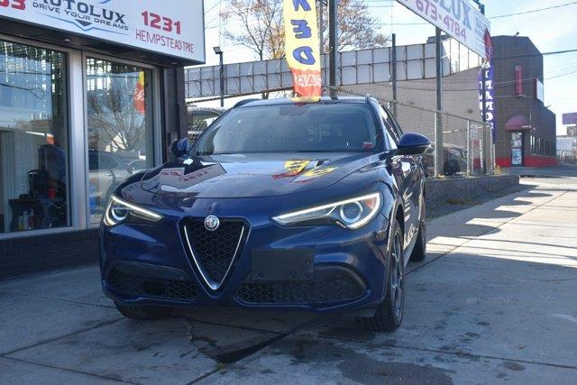 2018 Alfa Romeo Stelvio Sport photo