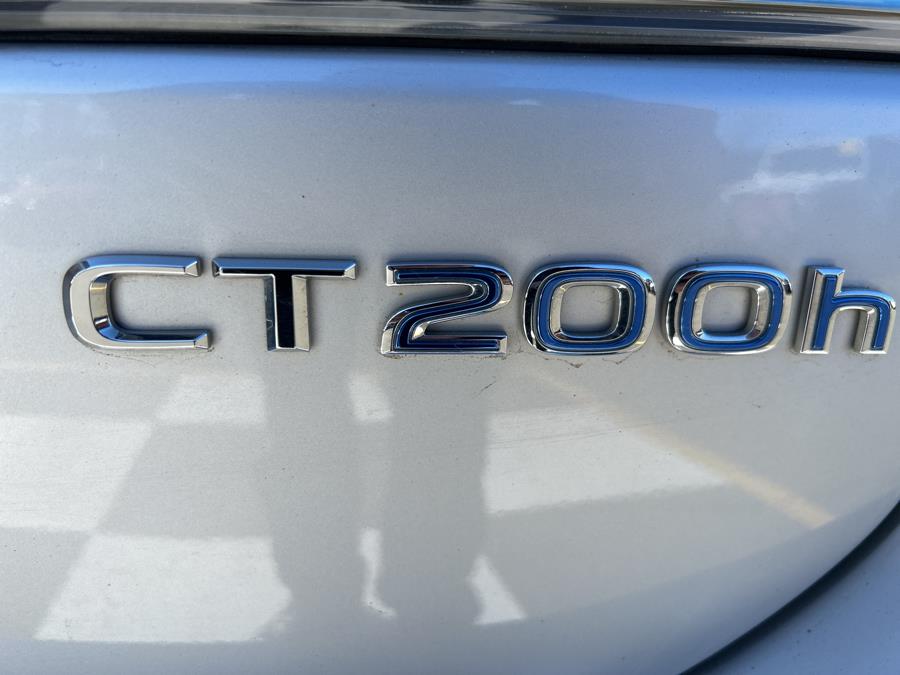 2012 Lexus CT 200h photo