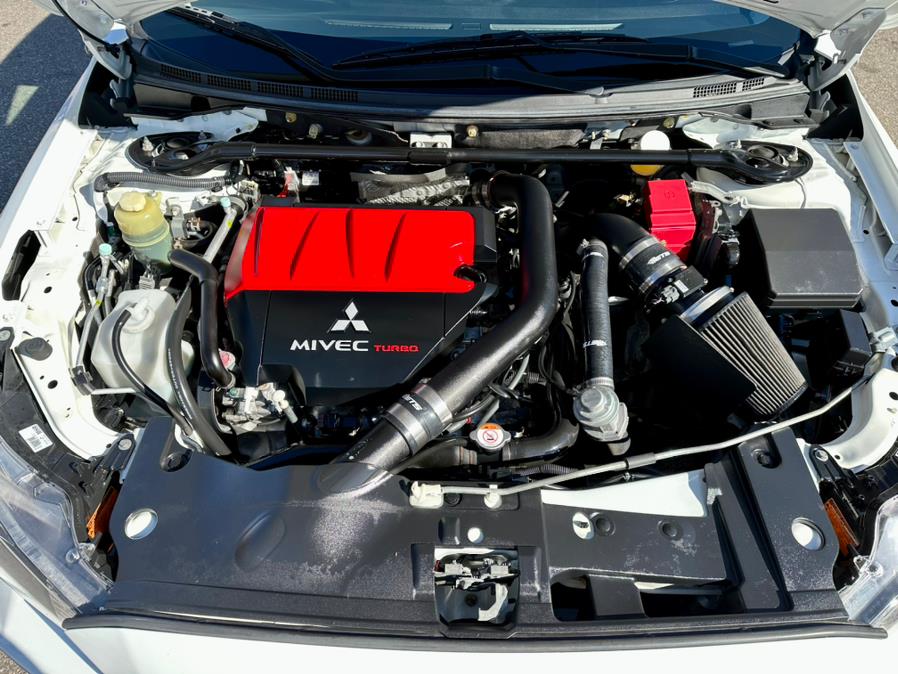 2014 Mitsubishi Lancer Evolution GSR photo