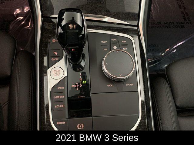2021 BMW 3-Series 330i xDrive photo