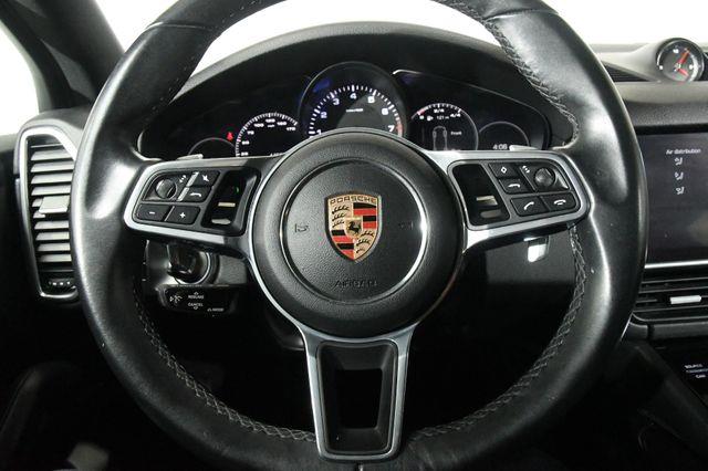 2020 Porsche Cayenne photo