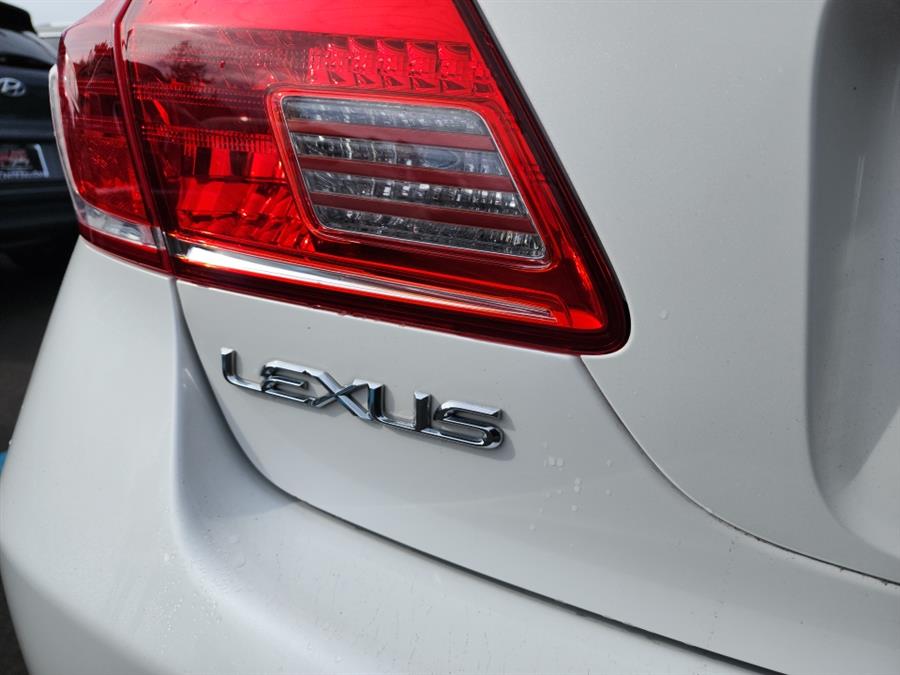 2010 Lexus ES 350 photo