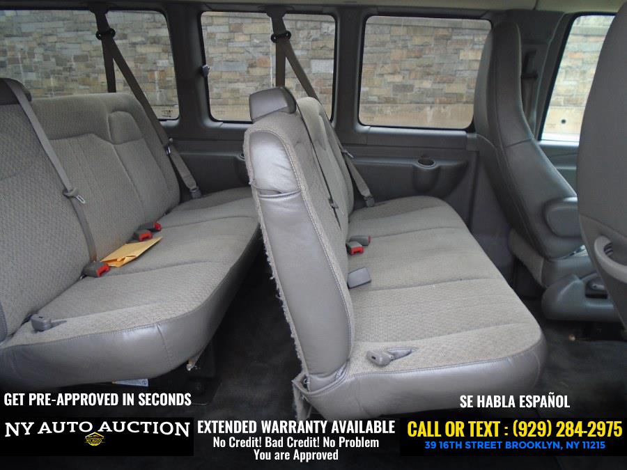 2016 Chevrolet Express Passenger RWD 3500 135