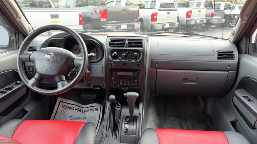 2004 Nissan Frontier XE-V6 photo