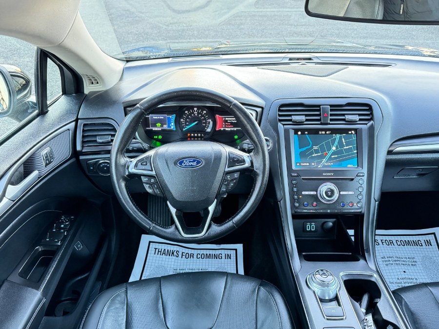 2019 Ford Fusion Energi Titanium FWD photo