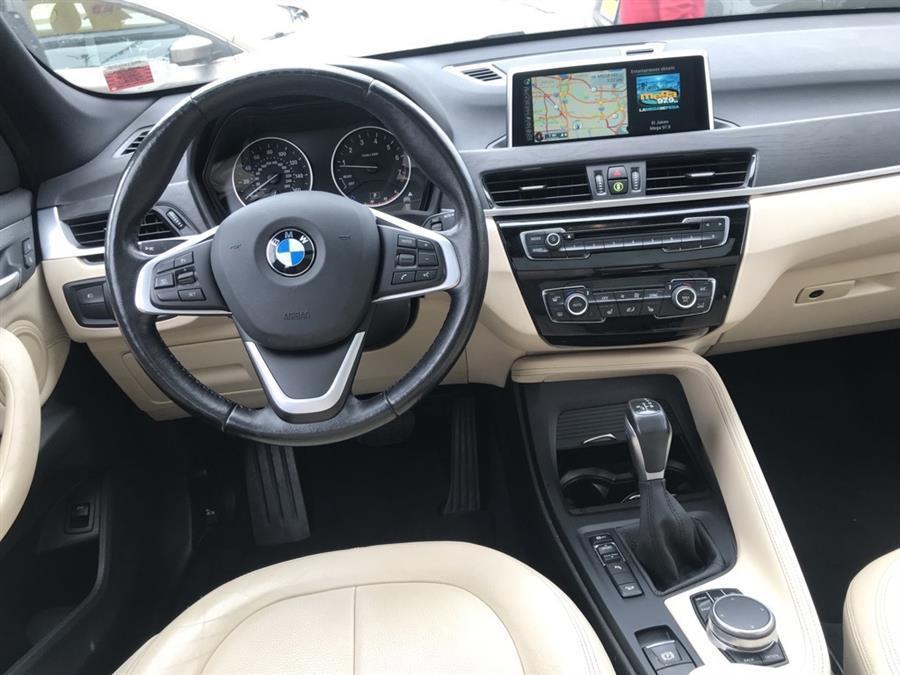 2017 BMW X1 xDrive28i photo