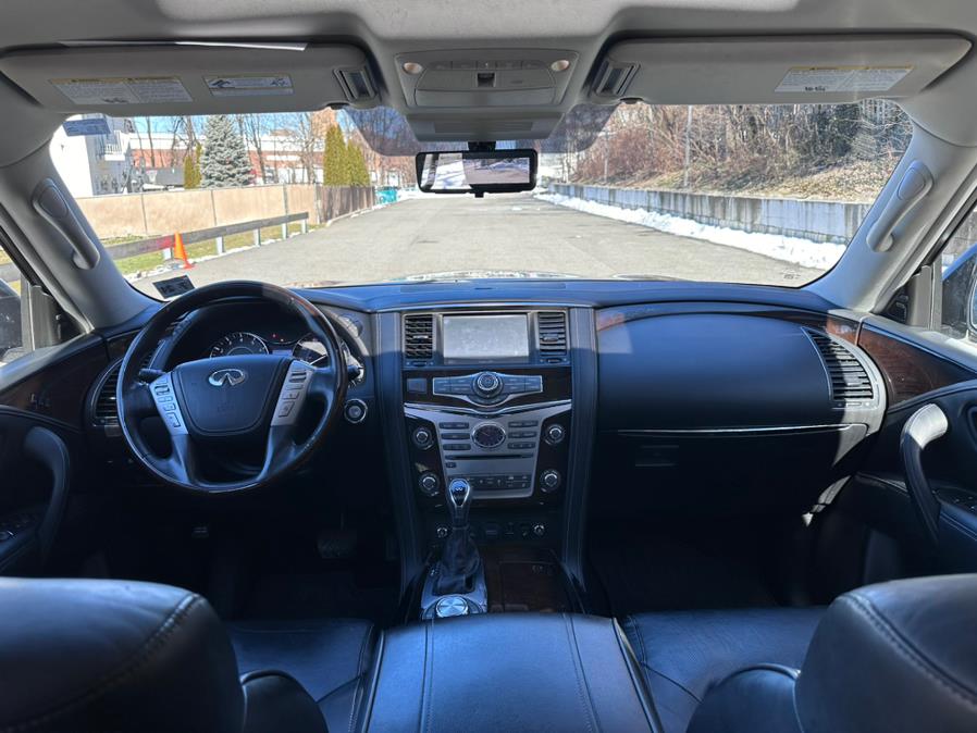 2019 Infiniti QX80 LUXE AWD photo