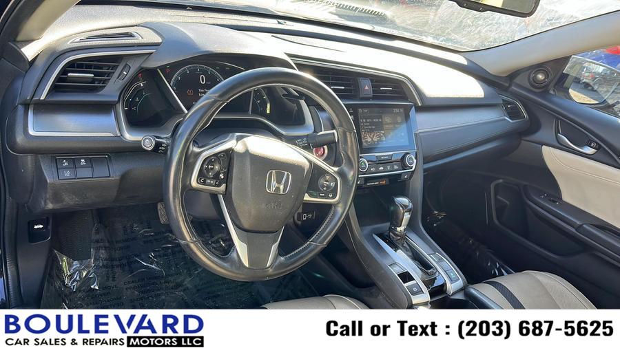 2018 Honda Civic Touring Sedan 4D photo