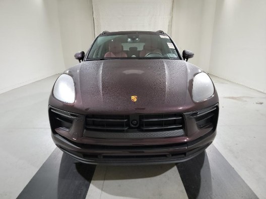 2023 Porsche Macan AWD photo