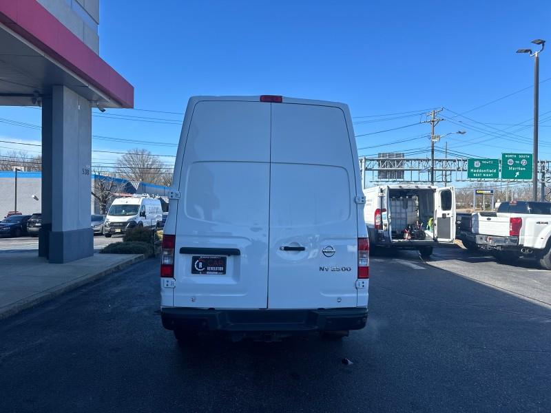2019 Nissan NV Cargo SV photo
