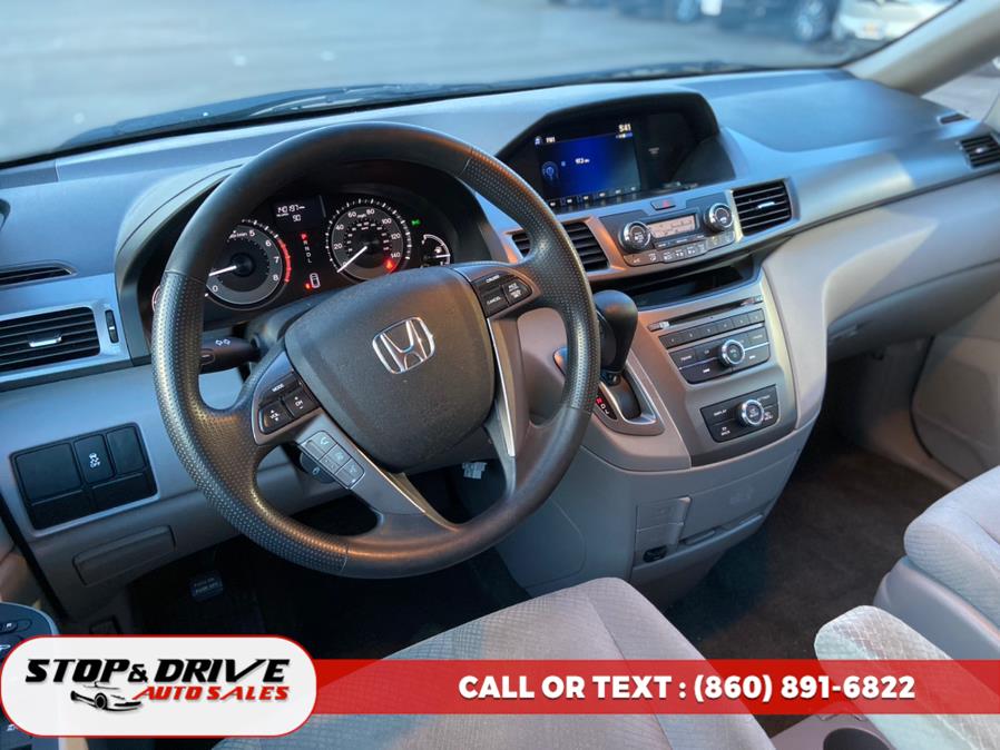 2015 Honda Odyssey 5dr LX photo