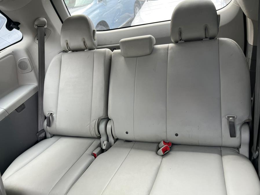 2011 Toyota Sienna XLE 7-Passenger photo
