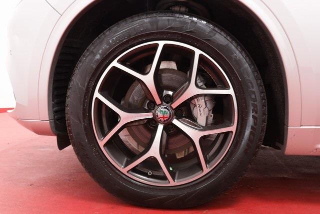2021 Alfa Romeo Stelvio Ti photo
