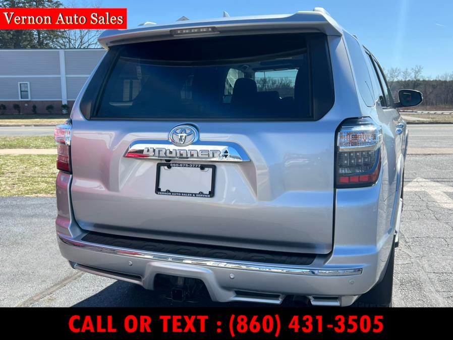 2022 Toyota 4Runner Limited 4WD (Natl) photo