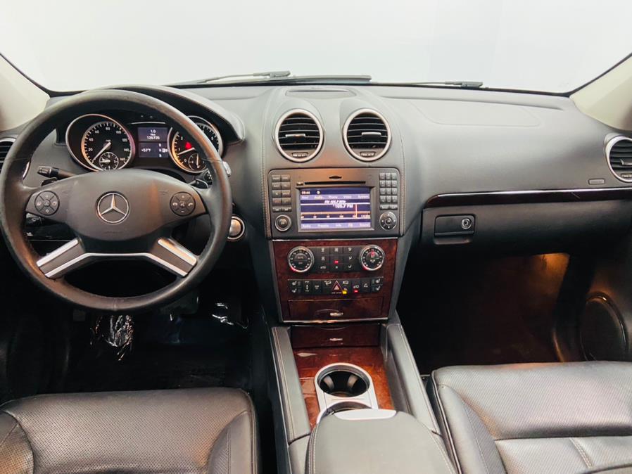 2010 Mercedes-Benz GL-Class GL550 photo