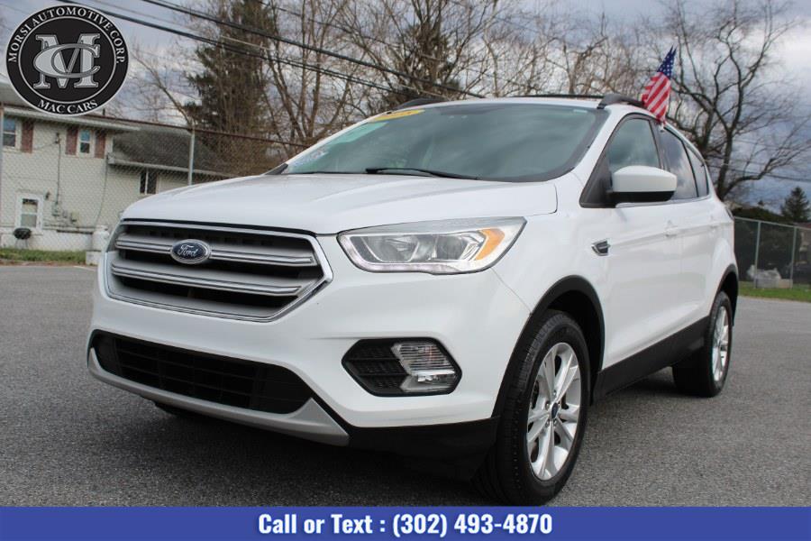 The 2018 Ford Escape SEL 4WD photos