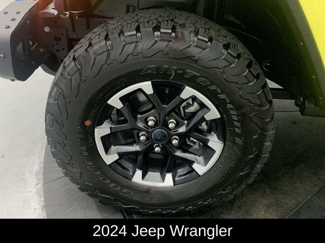 2024 Jeep Wrangler Rubicon 4xe photo