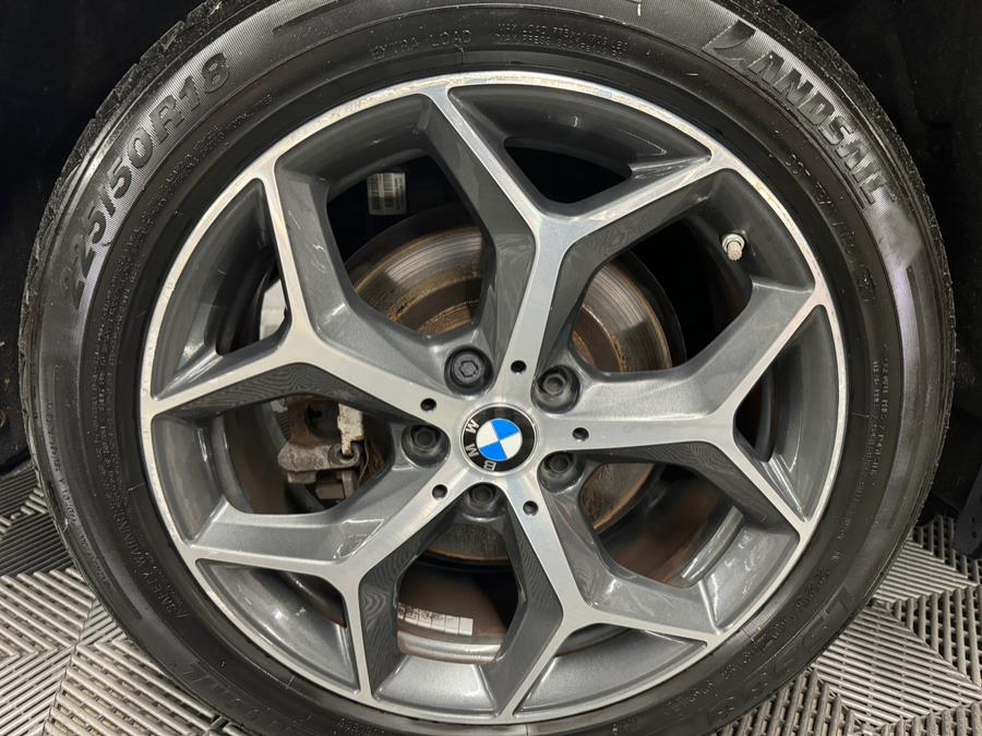 2018 BMW X1 xDrive28i Sports Activity Vehi photo