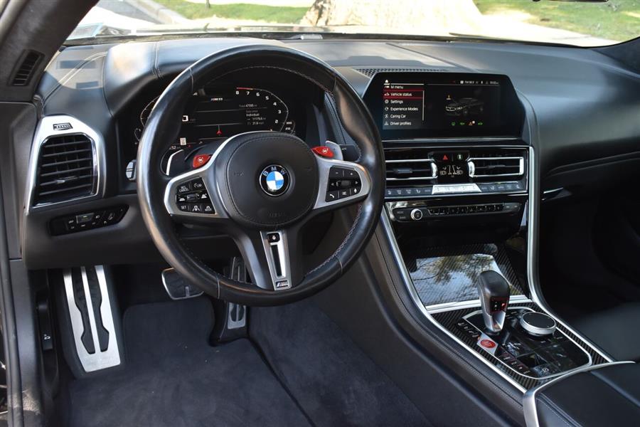 2020 BMW M8 Coupe photo