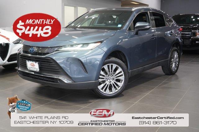 The 2021 Toyota Venza Limited photos