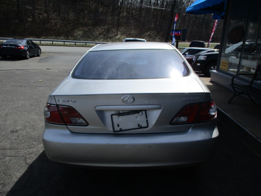 2002 Lexus ES 300 photo